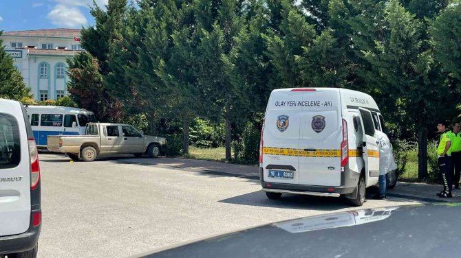 Boşanma Davasında Kayınpeder Damadını Bıçakladı
