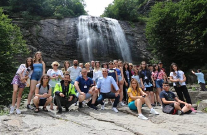 Suuçtu Şelalesi Bayramda Rekor Ziyaretçi