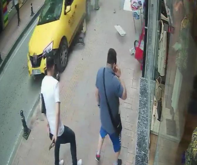 Yayalardan Hayat Kurtaran Refleks