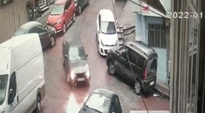 Gaziantep’ten Uçakla Gelip Araç Çaldılar