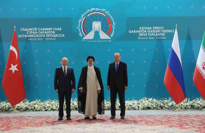 Erdoğan: “Milli Güvenliğimizi Kast Eden Şer Odaklarını Suriye’den Söküp Atmaya Da Kararlıyız"