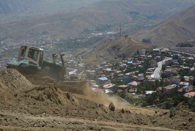 Hakkari’de Yeni Mezarlık Alanı Açılıyor