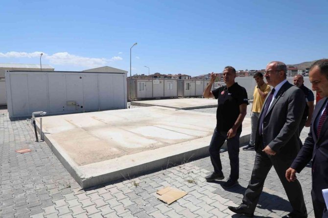 Elazığ’da Geçici Barınma Merkezi Kapatıldı