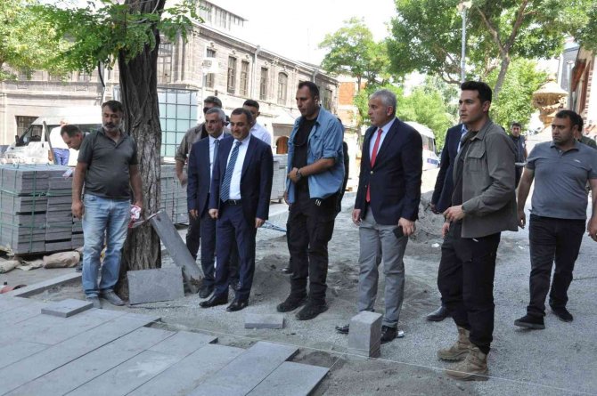 Belediye Alt Yapı Ve Üst Yapı Çalışmalarına Hız Verdi