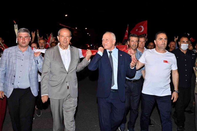 Okçular Vakfı, Kktc’de Bayrak Yürüyüşüne Katıldı