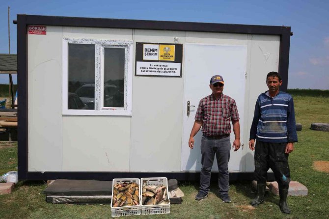 Konya Büyükşehir’den Beyşehirli Balıkçılara Konteyner Desteği