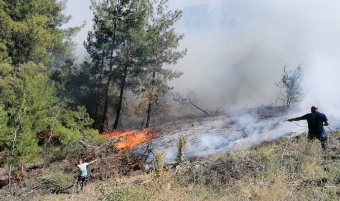 Manisa’daki Orman Yangınında Ekip Sayısı Artırılıyor