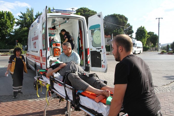 Kula’da İki Ayrı Motosiklet Kazası: 1’i Ağır 4 Yaralı
