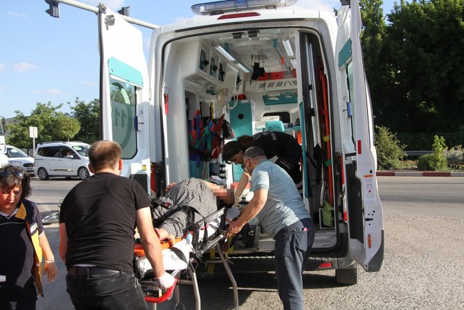 Kula’da İki Ayrı Motosiklet Kazası: 1’i Ağır 4 Yaralı