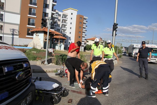 Kula’da İki Ayrı Motosiklet Kazası: 1’i Ağır 4 Yaralı