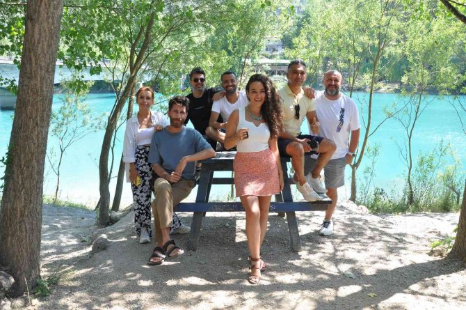 "Tarsus’a Bir De Böyle Bak" Projesiyle Fenomenler Tarsus’u Gezdi