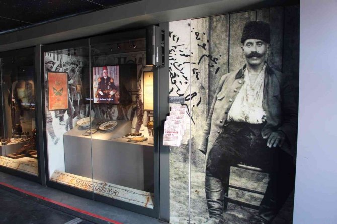 Çanakkale Savaşları Mobil Müzesi Kaş’ta Ziyarete Açıldı