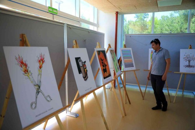 ‘Yangın’ Temalı Karikatür Yarışmasının Eserleri Sergileniyor