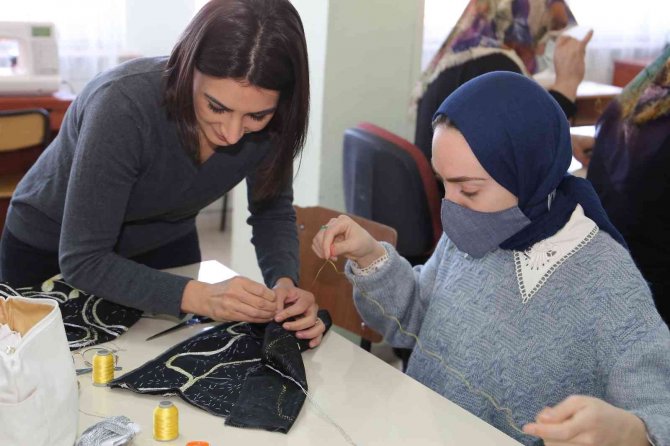 İ̇lk “Sarka” Başkan Yüzügüllü’ye