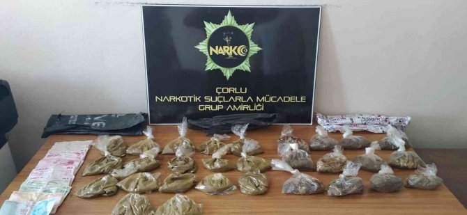 Polis Uyuşturucuyu Toprağa Gömülü Buldu