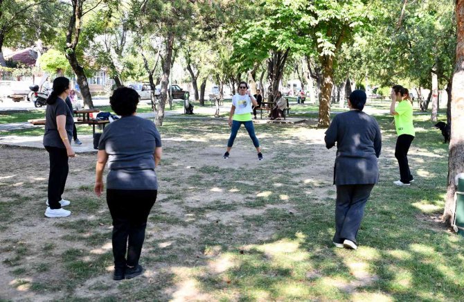Açık Havada Spor Keyfi Tepebaş’ında
