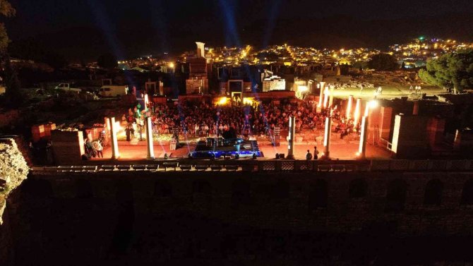 Festivaller Kenti Selçuk, Waf’a Hazır