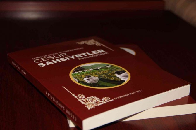 Yıllardır Köy Köy Gezerek Topladığı Kaynakları Kitap Haline Getirdi