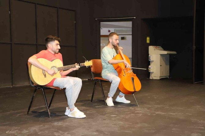 Sanatçılar Alanya Sokaklarını Renklendirecek