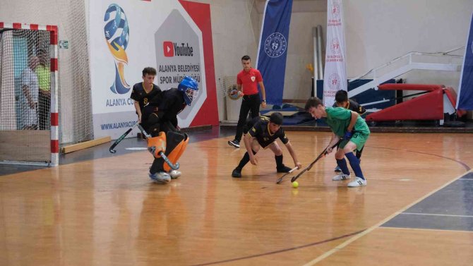 Anadolu Yıldızlar Lig Hokey Türkiye Birinciliği Başladı