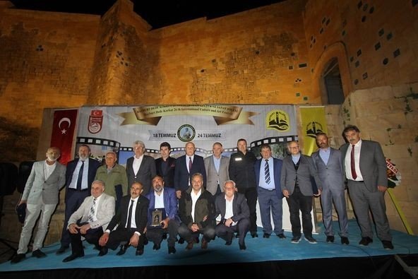 Bayburt Kalesi’nin Tarihi Atmosferinde Şair Zihni Şiir Gecesi