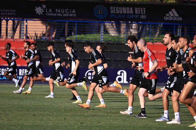 Beşiktaş, İ̇spanya’da İlk Çalışmasını Yaptı