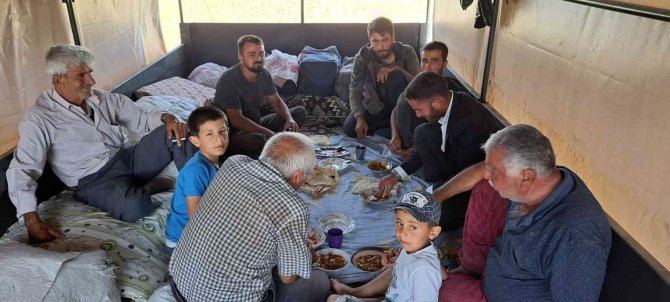 Adilcevaz’da Buğday Hasadı Başladı