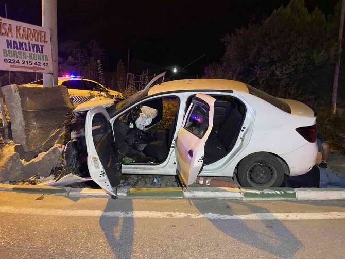 Bursa’da Feci Kaza: 1 Ölü 2 Ağır Yaralı