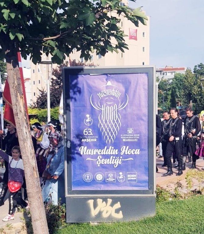 Çalışkan’dan Eskişehir Büyükşehir Belediyesi’ne Billboard Eleştirisi