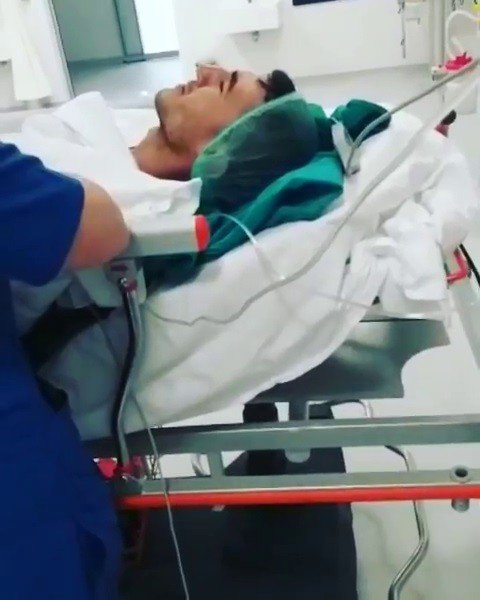 Ameliyattan Çıkan Genç Narkozun Etkisiyle Ezan Okudu