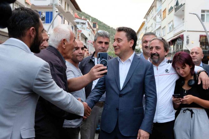 Deva Partisi Genel Başkanı Ali Babacan Gümüşhane’de