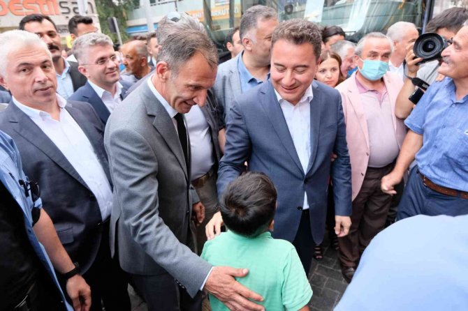 Deva Partisi Genel Başkanı Ali Babacan Gümüşhane’de