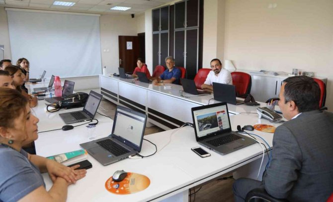 Erü “Study İn Türkiye” Online Üniversite Tercih Fuarı’nda Stant Açtı