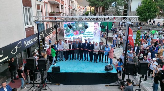 Celal Bey Millet Bahçesi Hizmete Açıldı