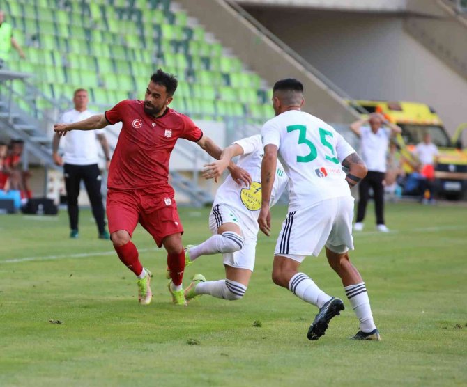 Hazırlık Maçı: Sivasspor: 0 - Haladas: 0