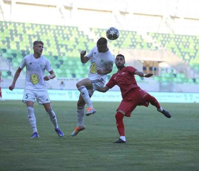 Hazırlık Maçı: Sivasspor: 0 - Haladas: 0