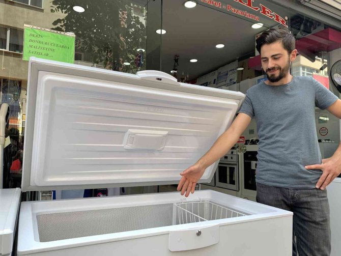 Bayram Öncesi Satılmayan Derin Dondurucular İndirime Girdi