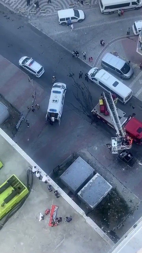 Borcunu Ödemek İstemeyen Şahıs 4’üncü Kattan Atlayarak Kaçmaya Kalkışınca Yaralandı