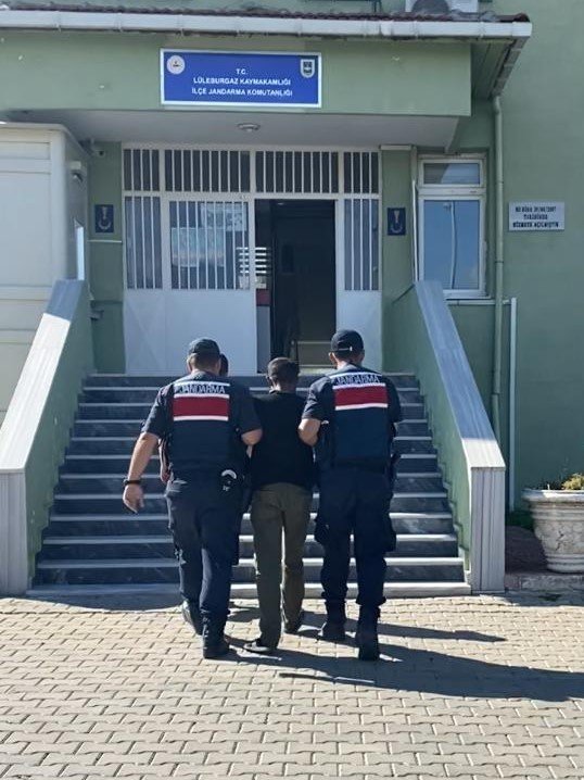 Fabrikadan 70 Bin Liralık Bakır Kablo Çalarken Suçüstü Yakalandı