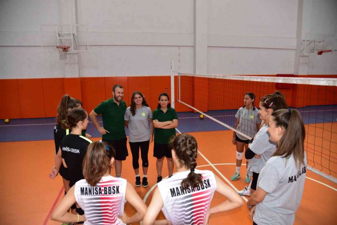 Manisa Bbsk Genç Yetenekleri Türk Sporuna Kazandırıyor