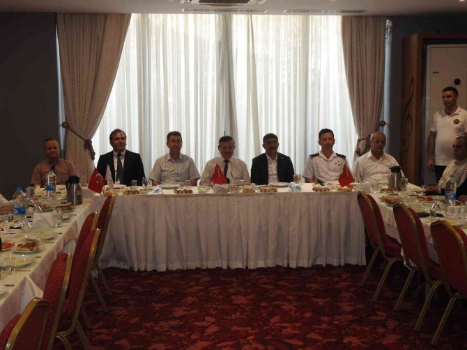 Şehzadeler Halk Eğitim Merkezi 20 Bin Kursiyer Sınırını Aştı