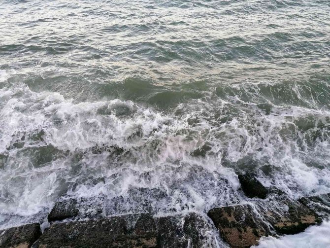 Beklenen Fırtına Tekirdağ Kıyılarında Etkisini Gösteriyor