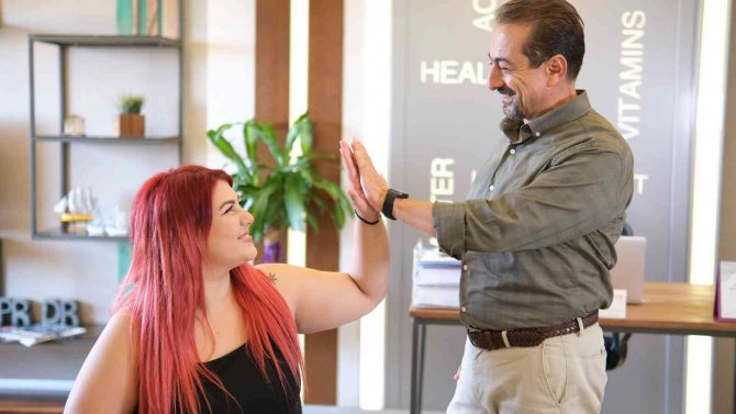 Tekerlekli Sandalyeden Omuriliğine Yerleştirilen Pille Kurtuldu