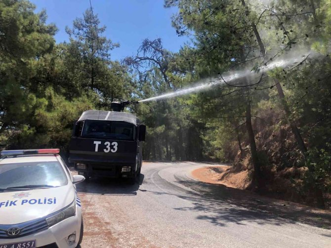 Marmaris’te Emniyet Toma’larından Yangın Önlemi