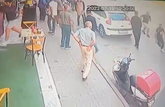 Pendik’te Kazayla Biten Kovalamaca Silahlı Kavgaya Dönüştü