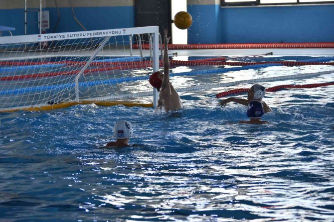 Su Topu Türkiye Şampiyonası Elazığ’da Başladı