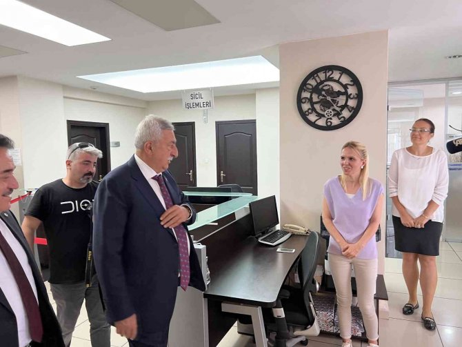 Bendevi Palandöken: “Piyasada Uzun Uzun Tedbirler Alınmalı”