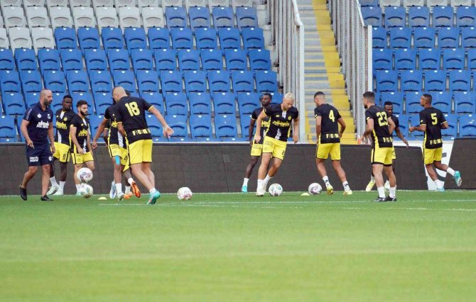 Maccabi Netanya, Başakşehir Maçının Son Antrenmanını Yaptı