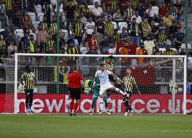 Uefa Şampiyonlar Ligi: Dinamo Kiev: 0 - Fenerbahçe: 0 (Maç Sonucu)