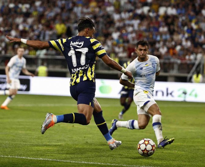 Uefa Şampiyonlar Ligi: Dinamo Kiev: 0 - Fenerbahçe: 0 (Maç Sonucu)